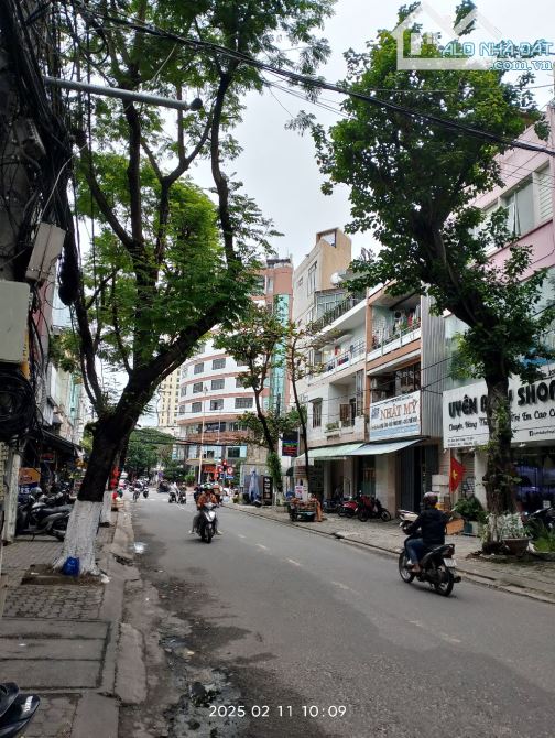 BÁN TÒA NHÀ 4 TẦNG LÔ GÓC- HẢI CHÂU == CHỈ NHỈNH 10 TỶ - 1