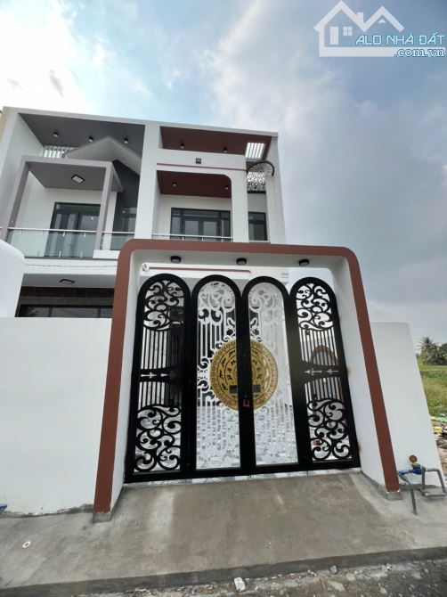 BÁN NHÀ LONG HOÀ CẦN ĐƯỚC CÁCH NGÃ TƯ XOÀI ĐÔI 2KM - 1