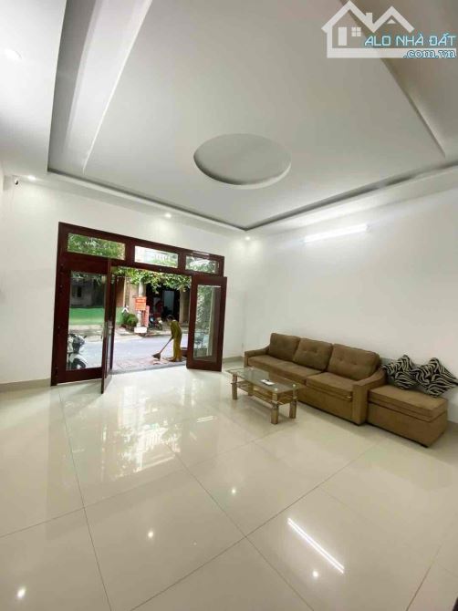 Bán nhà 4 tầng An Thượng 38 khu phố sầm uất biển Mỹ Khê, cho thuê 45 triệu/tháng - 1