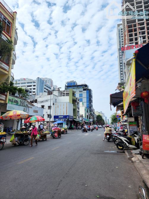 ☆ CƠ HỘI ĐẦU TƯ SINH LỜI CAO - NHÀ MẶT TIỀN CÔ GIANG. QUẬN 1-  NGAY PHỐ TÂY BÙI VIỆN . - 1