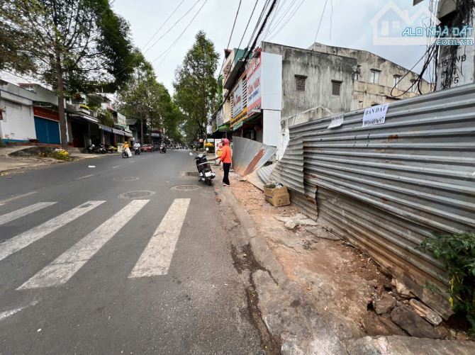 Đất mặt tiền Quang Trung đoạn gần chợ phố - 1