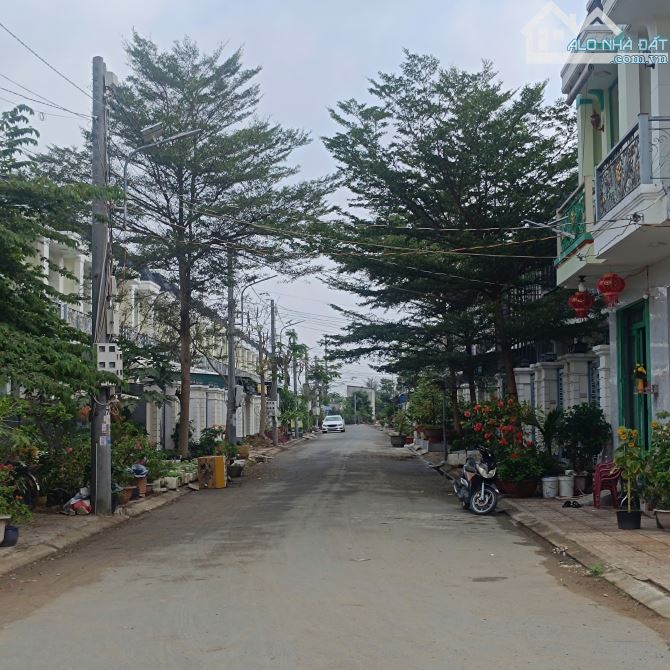 ⚠️ 🏘: Nhà 1 trệt 1 lầu ngay KDC Long Hoà diện tích 115m2 giá 2 tỷ 150 - 18