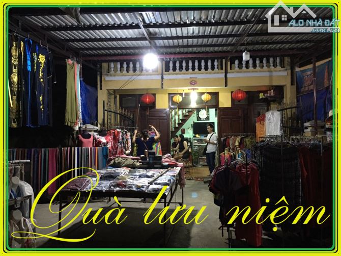 Mua nhà phố tiện kinh doanh tặng 50m2 đất trung tâm Phố Cổ Hội An - 2
