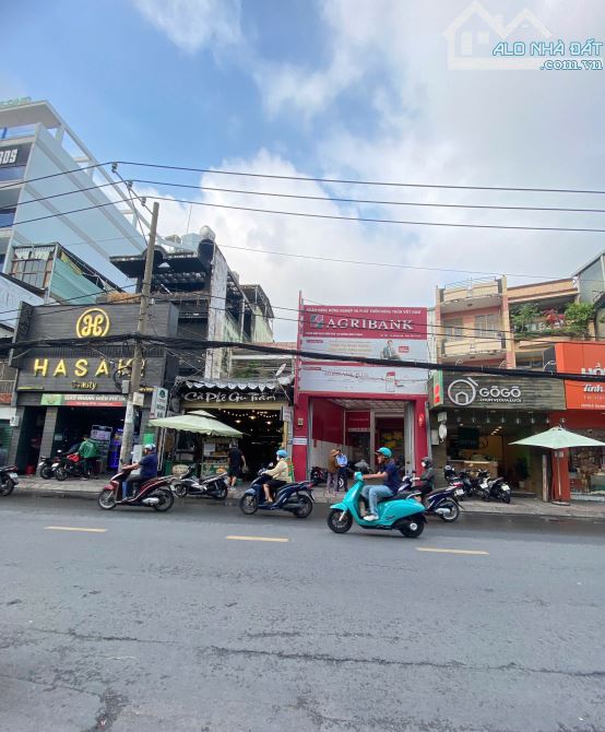 Bán Nhà Mặt Tiền Số: 263A Lê Quang Định, Phường 7, Quận Bình Thạnh. DT: 113,6m2 - 4 Tầng. - 2