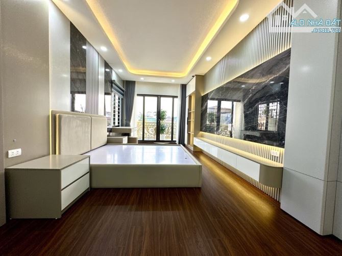 Bán gấp nhà đẹp phố Vip Thanh Xuân, 46m²x 4t, full nội thất, gần phố, giá tốt nhất khu vực - 2