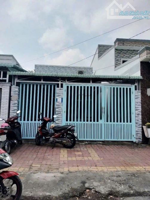 BÁN NHÀ SỔ HỒNG RIÊNG Ở THỚI TAM THÔN HÓC MÔN 80M2, 680TRIEU - 2