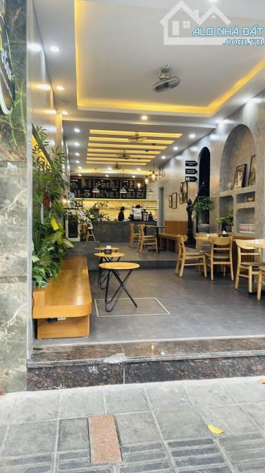 Cần Bán Gấp! Hạ Chào 3 Tỷ, MP Lò Đúc 66M2 MT 5M Vỉa Hè Đá Bóng Bán Đất Tặng Nhà Giá 48 Tỷ - 2