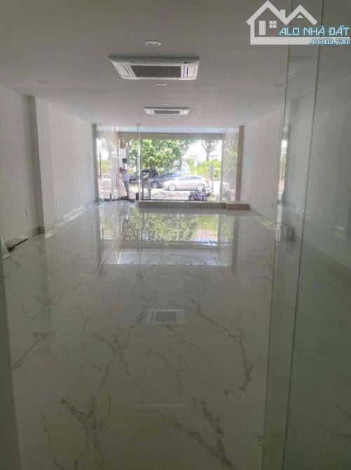 Cho thuê toà nhà Mới Xây Đường Trần Lựu P.An Khánh Quận 2 - 2