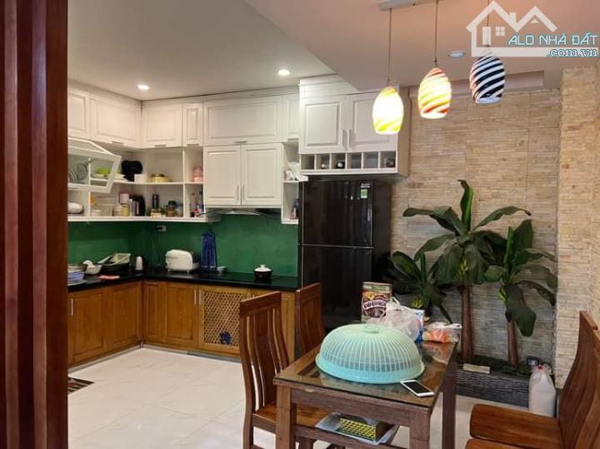 Bán nhà Ngô Thì Nhậm 55m x 4 tầng phân lô ô tô vào nhà, 2 mặt thoáng trước sau, chỉ hơn 9 - 2