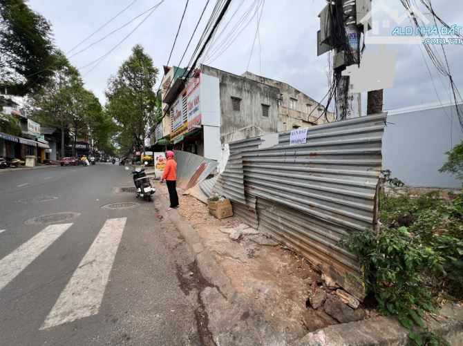 Đất mặt tiền Quang Trung đoạn gần chợ phố - 2
