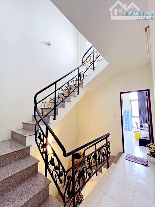 Mặt tiền Xe hơi Bùi Minh Trực Nở hậu 4x28 đúc 4 tầng chỉ 8 tỷ 9 - 3