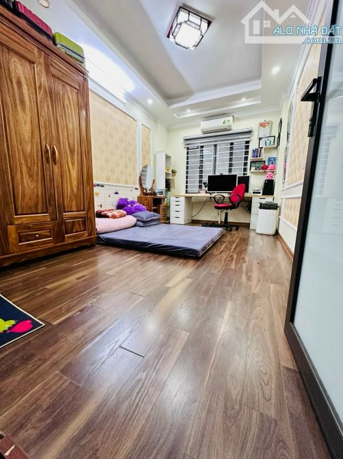 Bán nhà tại đường Bát Khối cự khối Long Biên Hà Nội - 3
