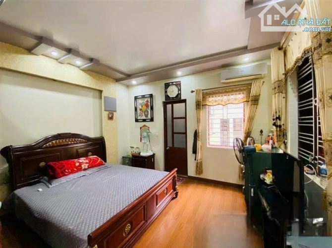 CHO THUÊ NHÀ tại Văn Cao, 90M2, 4 TẦNG 4 ngủ full, 26 triệu - 3