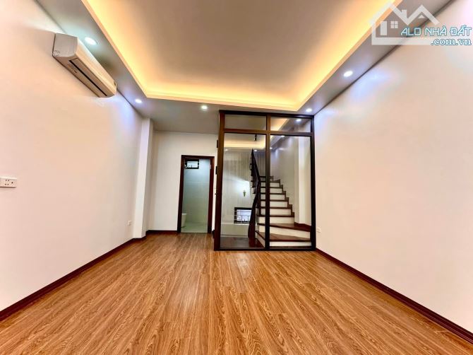 Bán gấp nhà 27 Võ Chí Công, 34m2 5 tầng, nhà mới - 3