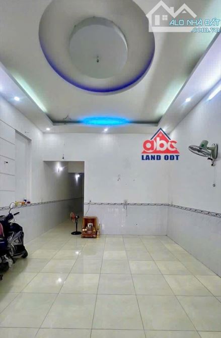 Giảm còn 1.8tỉ . Bán nhanh nhà 5*21 (104m2) SHR , đường 5m ngay chợ Thanh Hoá . - 3