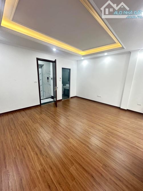 SIÊU PHẨM KHƯƠNG ĐÌNH, THANH XUÂN – THANG MÁY - 6 TẦNG, 40M², GIÁ 9.X TỶ - 3