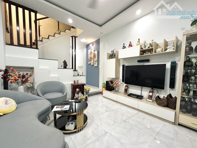 Bán nhà Phan xích Long Phú nhuận - 42m2 - 4 tầng - 7,89 tỷ - 4