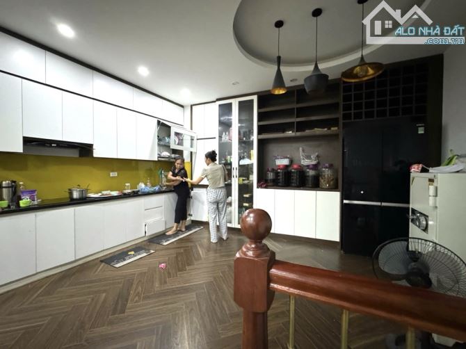 Bán nhà Đại Đồng, 60m x 5 tâng, Mt 5m, mặt ngõ kinh doanh ô tô tránh, giá 14.5 tỷ - 4