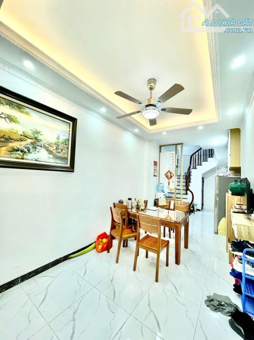 🆘🆘🆘  HỘ KHẨU HAI BÀ TRƯNG- 5M RA Ô TÔ TRÁNH, NHÀ ĐẸP, SỔ ĐẸP - 5