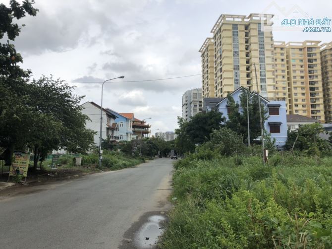 Bán đất biệt thự dự án 10 ha (10 mẫu) đường Nguyễn Duy Trinh Quận 2 cũ (310m2) 89 tr/m2 - 6