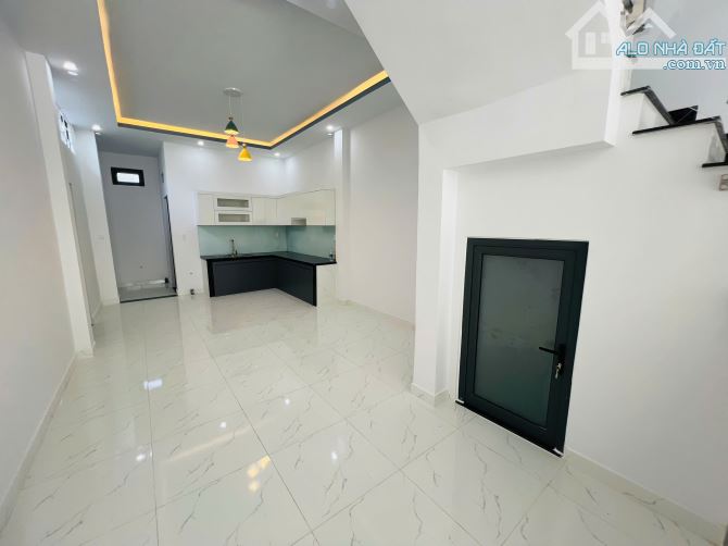 Bán gấp căn nhà 1 trệt 2 lầu 5pn dt 85m2 mặt tiền hẻm xe hơi tại P. Trung Dũng - 6