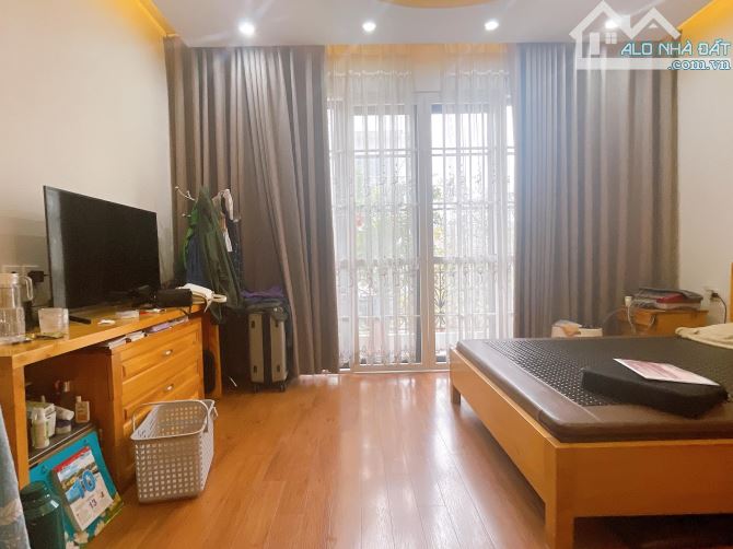 Phân lô Đại Kim, Vỉa Hè, 2 Thoáng, Ôtô Tránh, Nội Thất Xịn 72m2, 5 tầngTM 4.8mt, Giá 24tỷ - 6