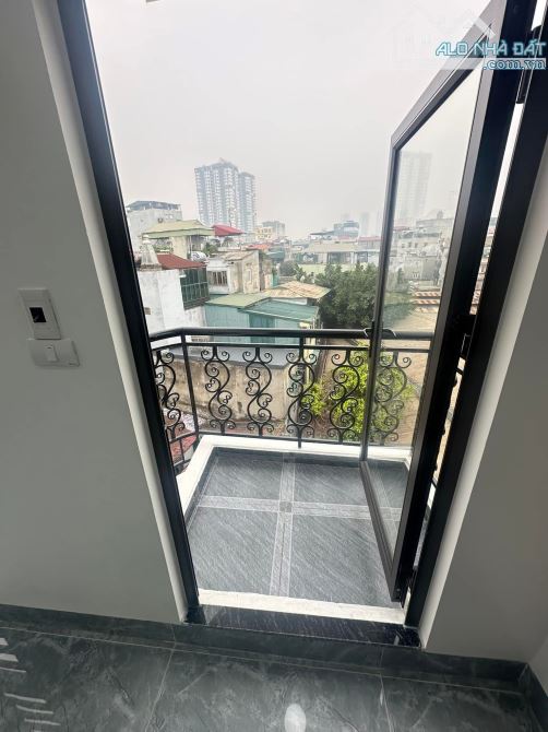 SIÊU PHẨM KHƯƠNG ĐÌNH, THANH XUÂN – THANG MÁY - 6 TẦNG, 40M², GIÁ 9.X TỶ - 6