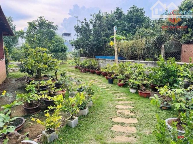 Cần bán khu nhà nghỉ dưỡng 1800m2 thuộc Xã Tân Bình, Huyện Vĩnh Cửu, Đồng Nai - 7
