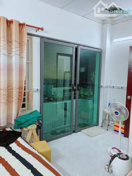 (S344) Hẻm 9m rất hợp Kinh Oanh Spa 👉Nhà mới 3 tầng khu đông dân cư - Giá chỉ 3,9.t -Lạc - 7