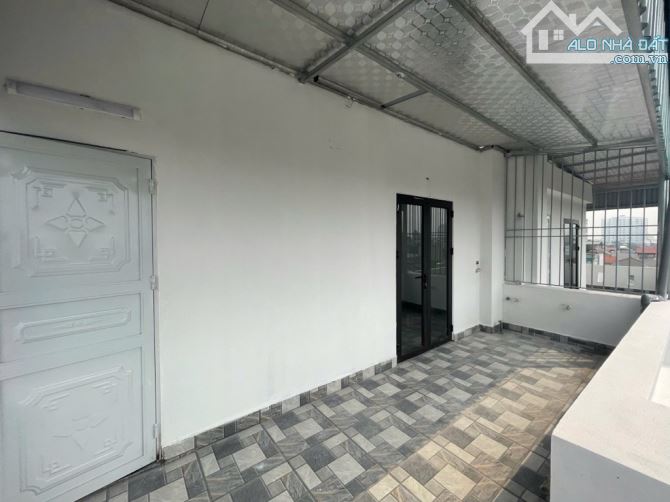 Nhà mới ở ngay Chu Huy Mân, 6 tầng hoàn thiện đẹp, 34m2 MT4M giá hơn 4 tỷ - 7