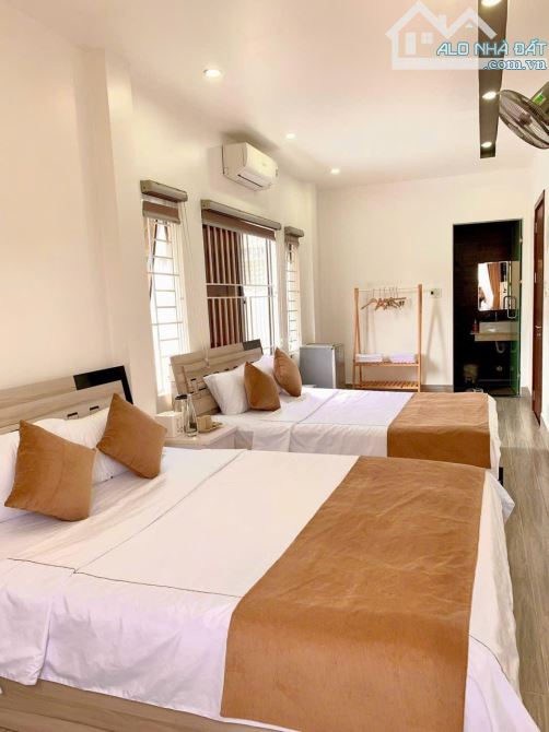 Homestay kiệt oto nguyễn công trứ, nhà 3 tầng , diện tích 80m2  Giá 7.x tỷ - 9