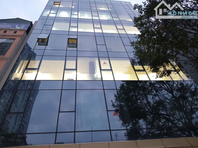 Bán toà nhà Lê Đức Thọ 4 Ô tô tránh DT 300m2 x 9 tầng MT 20m, Giá 142 tỷ