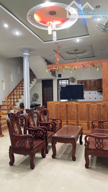 ♦ CHỦ CHUYỂN CÔNG TÁC ĐÀ NẴNG CẦN BÁN NHANH CĂN NHÀ 2 TẦNG KHU BỘ ĐỘI BIÊN PHÒNG TP TAM KỲ