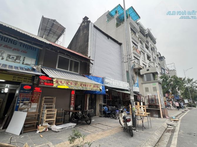 SIÊU RẺ MẶT PHỐ MINH KHAI ĐẠI LA -LÔ GÓC ĐƯỜNG 6 LÀN XE VỈA HÈ ĐÁ BÓNG KINH DOANH ĐỈNH