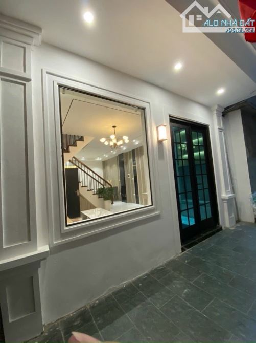 CẦU GIẤY- 40 M2/ 5 TẦNG /MẶT TIỀN 5,1 / 10,4 TỶ