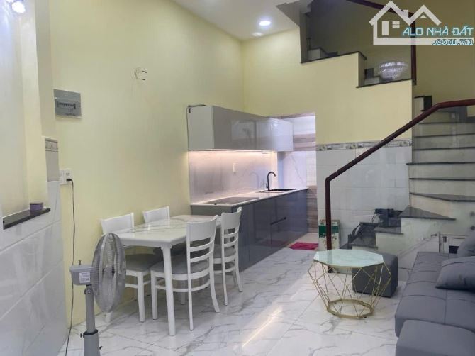 NHÀ ĐẸP HẺM 3,5m TRUNG TÂM QUẬN 1, DT 26m2, 4tầng👉 5,7tỷ. NGUYỄN VĂN NGUYỄN QUẬN 1 HCM - 1