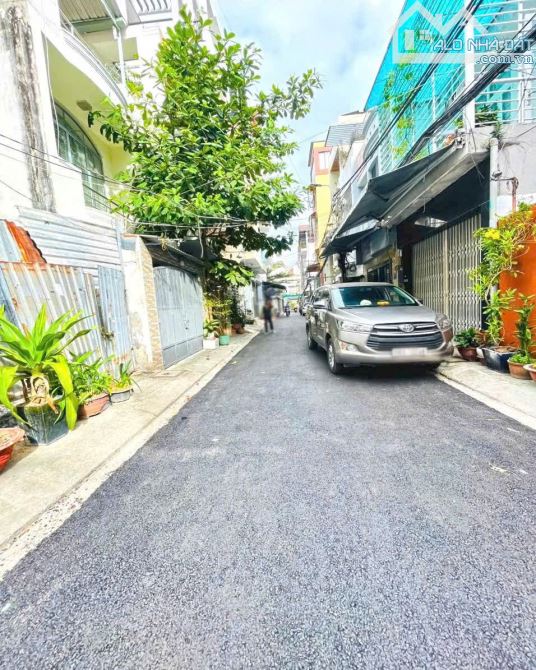 Bán lô đất hẻm xe hơi Lý Phục Man, Quận 7, Dt 4,5x15m. Giá 6,8 tỷ - 1