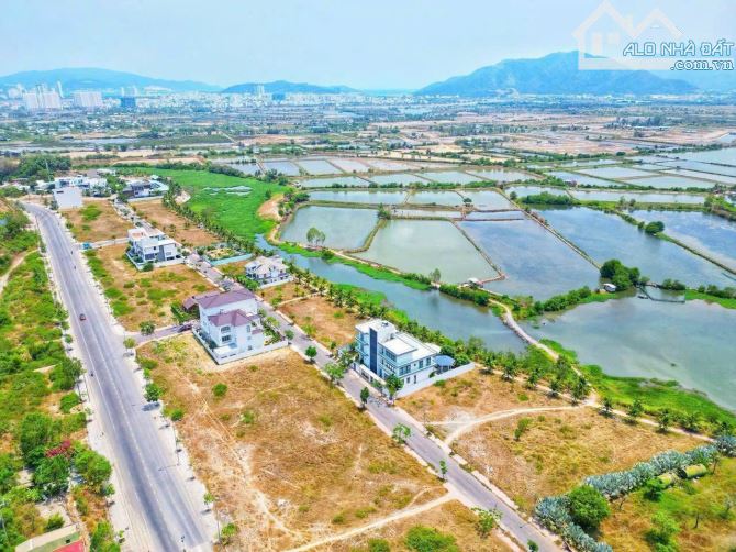 Bán đất biệt thự KĐT Ven Sông Tắc Hòn Một Nha Trang view sông giá 26tr/m2 - 1