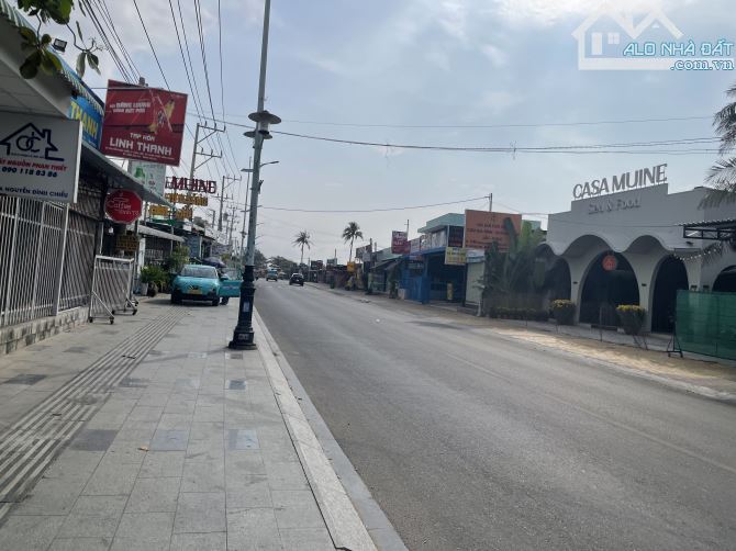 Bán 240m2 Mặt Tiền đường Nguyễn Đình Chiểu, KP1, Hàm Tiến 10 tỷ - 1