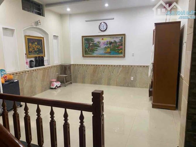 NHÀ MẶT TIỀN LÊ  THỊ TÍNH, 4,8M2 , - 1