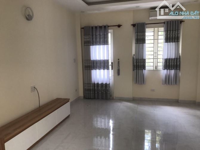 BÁN NHÀ 90m² đường số 11 P.Linh Trung, TP.Thủ Đức  giá chỉ 5.2 tỷ. - 1