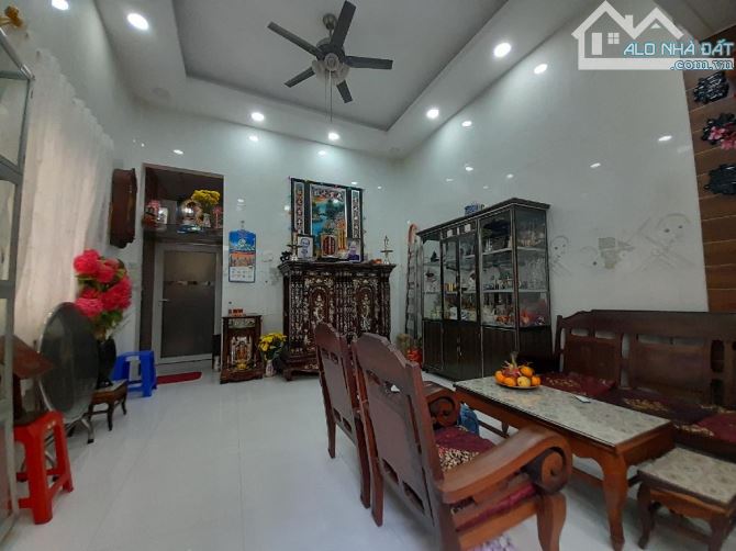 Nhà Bán Gần cầu Trà Và Quận 5 , Phường 13, Q8 . Vào ở ngay 132m2 , 7PN, Giá Chỉ 7,1 tỷ TL - 1