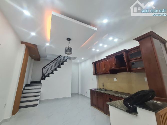 Siêu phẩm Gò Vấp, Lê Đức Thọ, HXH,4x11, 3 tầng, NHTL,nhỉnh 4 tỷ - 1