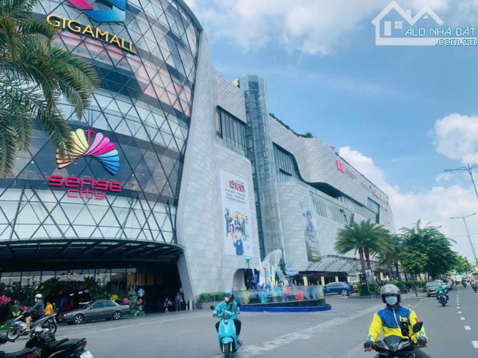 HÀNG HIẾM siêu phẩm 3 tầng 5x27 mặt tiền ngay Giga Mall Phạm Văn Đồng - Thủ Đức 19 tỷ - 1