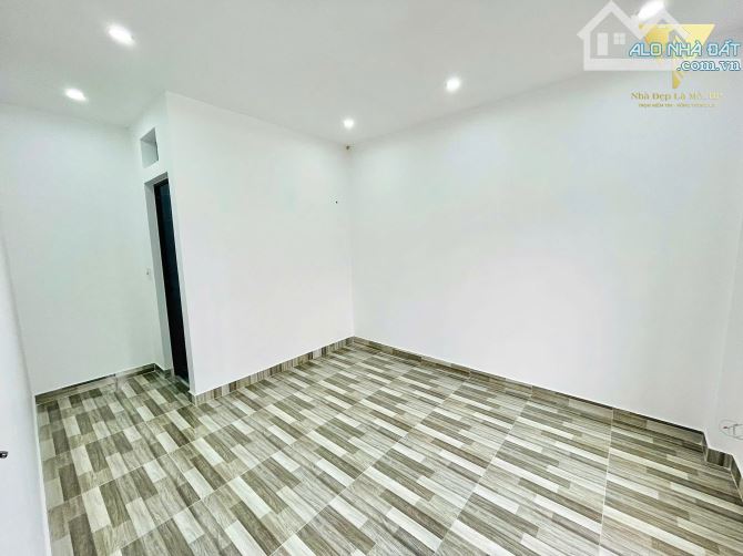 Bán nhà 3 tầng 50m2 ngõ 51 Dư Hàng, Lê Chân. Giá 2,85 tỷ - 12