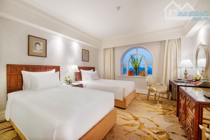 Bán khách sạn mặt phố Kim Mã, Ba Đình, 400m2, giá 295 tỷ, 10 tầng, cho thuê 1 tỷ/th - 1