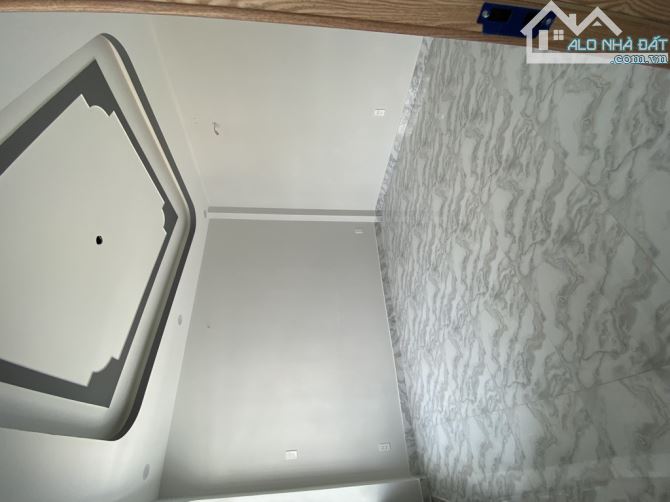 Bán nhà sổ hồng riêng , chính chủ, 3 tầng, 4 PN, gần BV 175 - 2