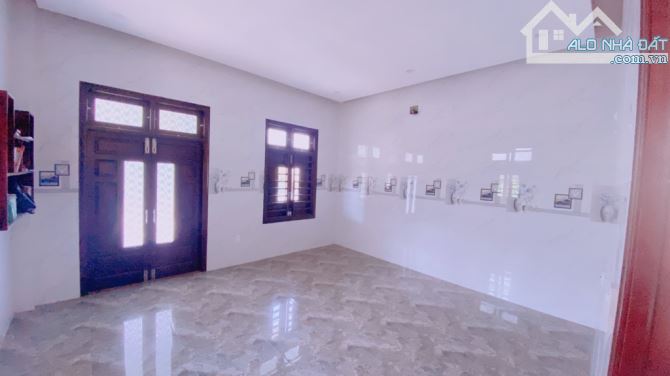 Bán Biệt thự lô Góc ngang 19m DT 283m2 Ấp Bắc ngay Non Nước - 2