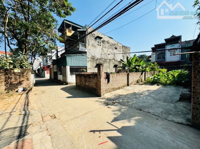 🏡🏡🏡 TRUNG TÂM HUYỆN ĐÔNG ANH - ĐÀI BI - UY NỖ - ĐƯỜNG THÔNG 4m - 99m2 🏡 - 2