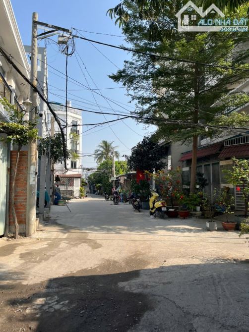 🏚🏠Bán Nhà 1/ Lê Văn Thọ P.9 Quận Gò Vấp  ✅ DT: 4m x 16m .  ✅ Kc: Trệt 2 lầu mái đúc - 2